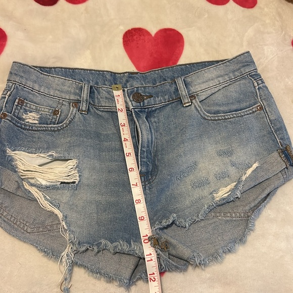 Urban Outfitters shorts - Picture 3 of 5